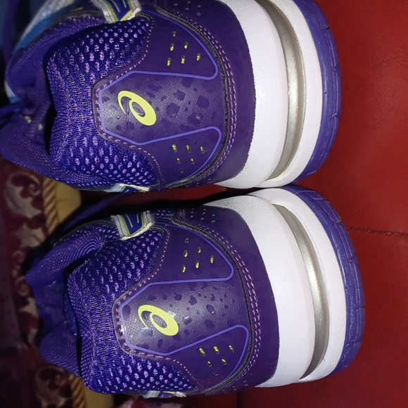 ASICS Gel Rocket running shoes, size 12 - Picture 5 of 8